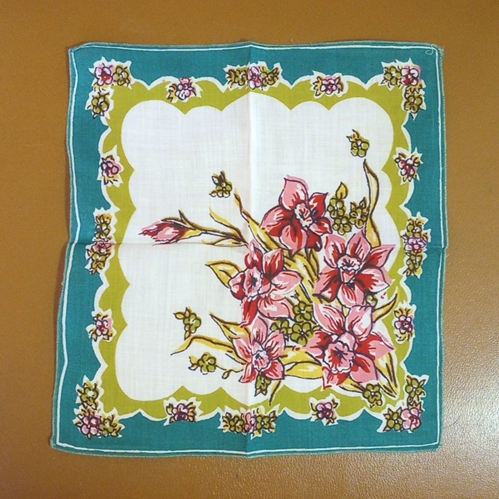 8 Floral Vintage Handkerchiefs. Red Pink Yellow Gold Green Aqua Blue Brown White - Picture 9 of 9